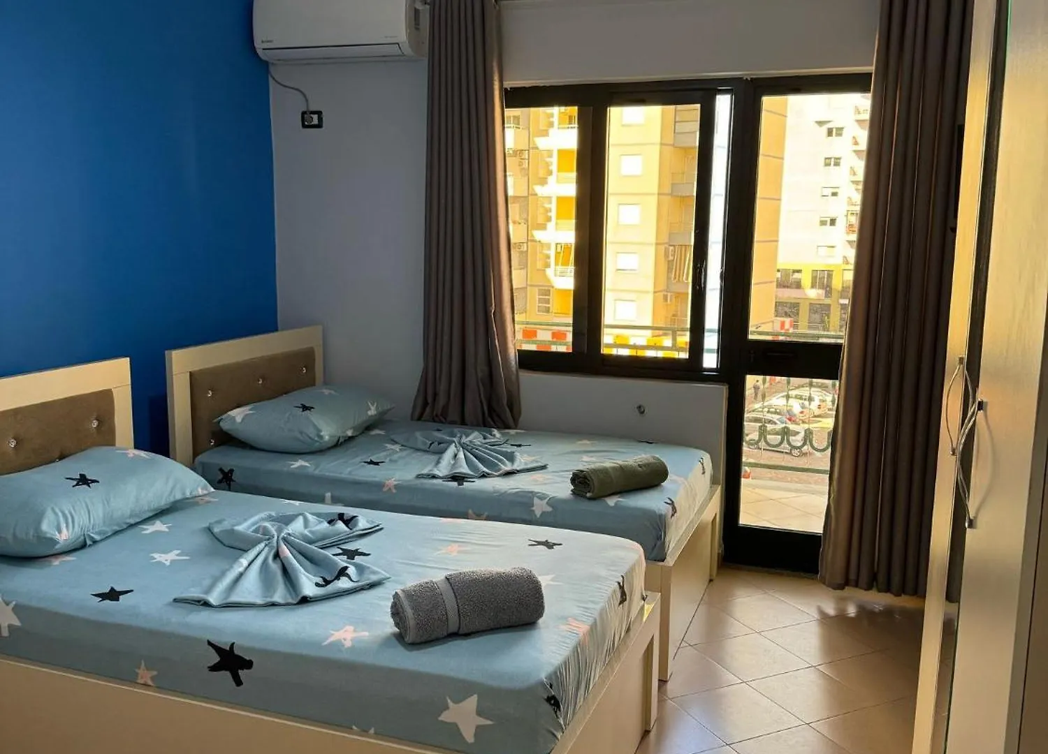 Hotel Europa Lezhe 3*,  Albania