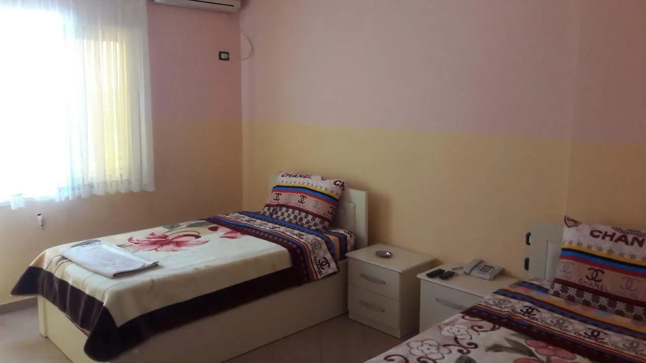 Hotel Europa Lezhe 3*,  Albania