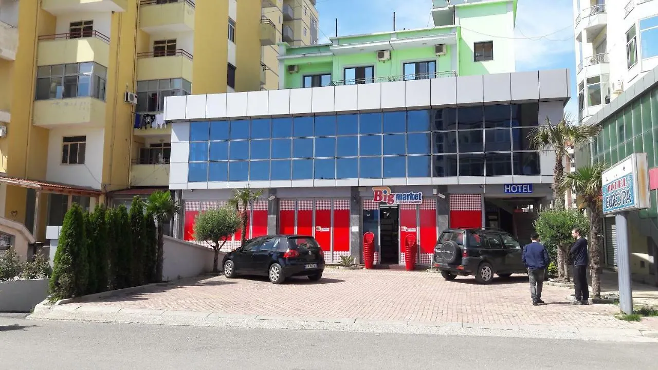 Hotel Europa Lezhe 3*,  Albania